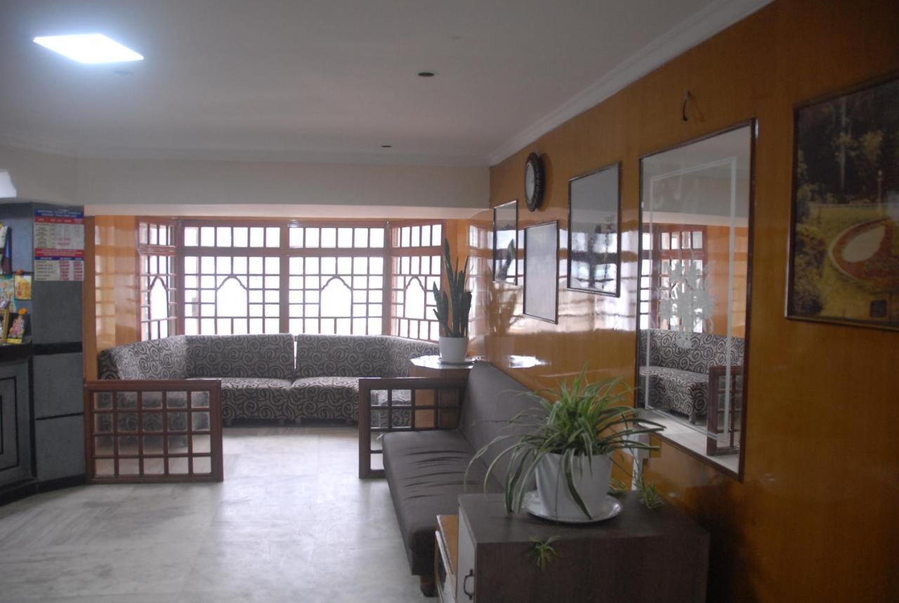 Hotel Sapphire Garden View أوتي المظهر الخارجي الصورة